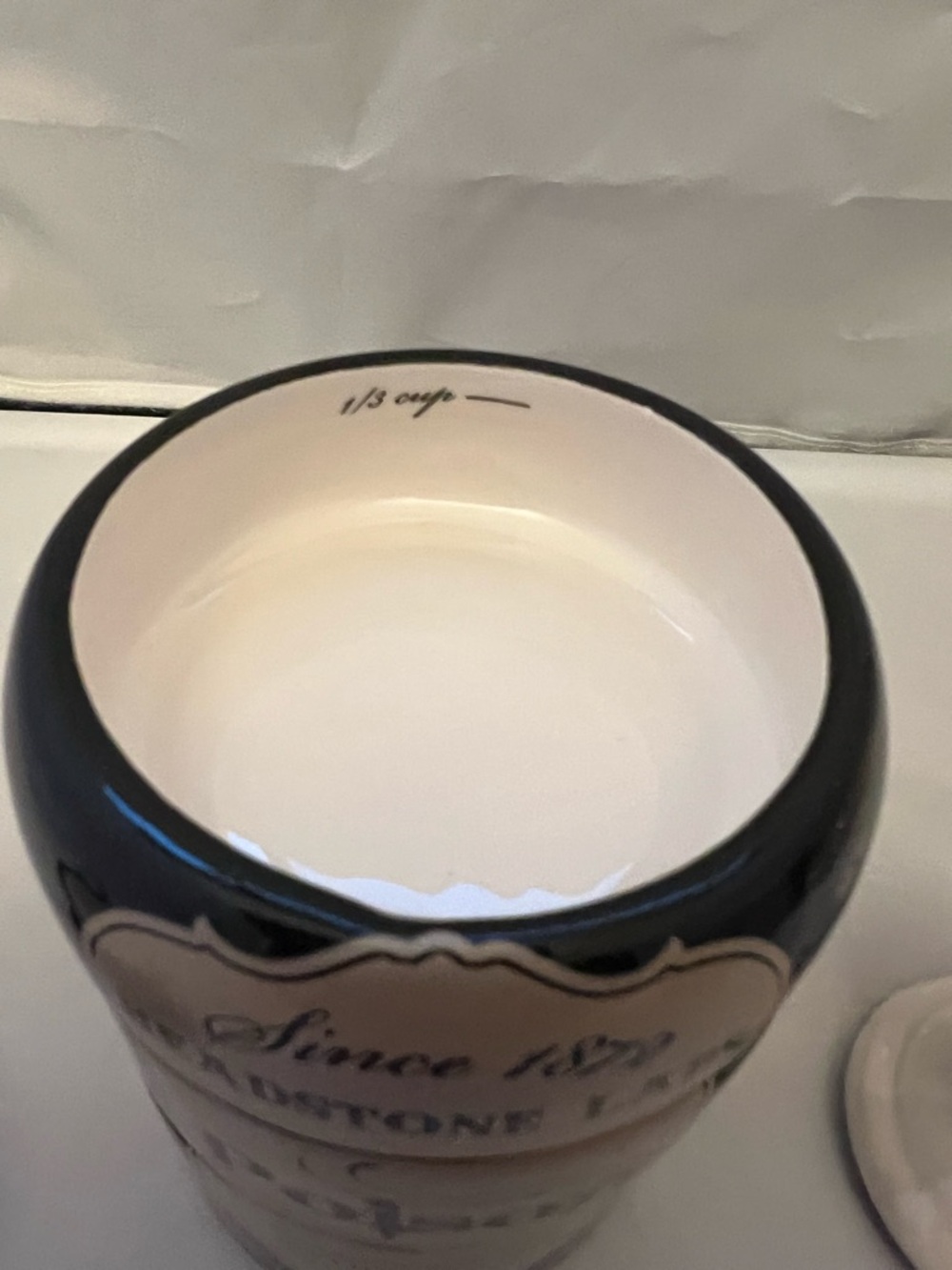 World Market Poison Measuring Cups - Black & Cream - Picture 4 of 11